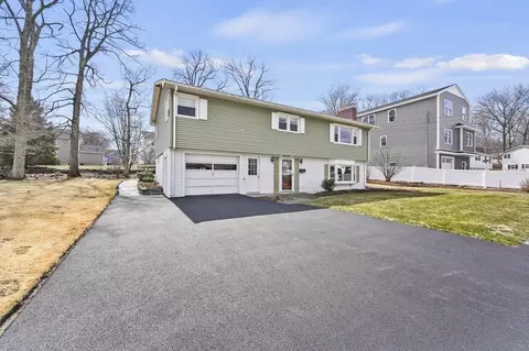Exterior - 21 Leslie Rd, Worcester, MA 01605 photo 3 of 13