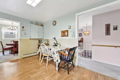Entry Way - 21 Leslie Rd, Worcester, MA 01605 photo 1 of 1