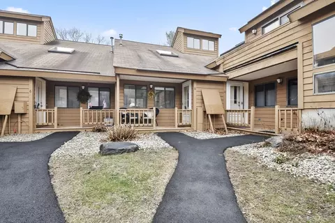 8 Danforth Ct #8, Haverhill, MA 01832