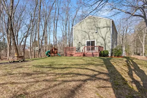 Exterior - 541 North St, Georgetown, MA 01833 photo 7 of 13