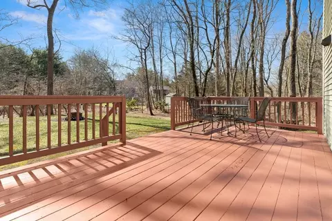 Exterior - 541 North St, Georgetown, MA 01833 photo 3 of 13