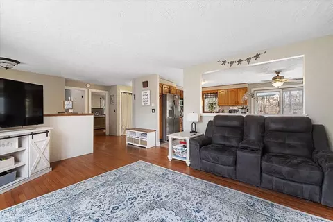 7 Hebert Rd, Spencer, MA 01562 photo 3