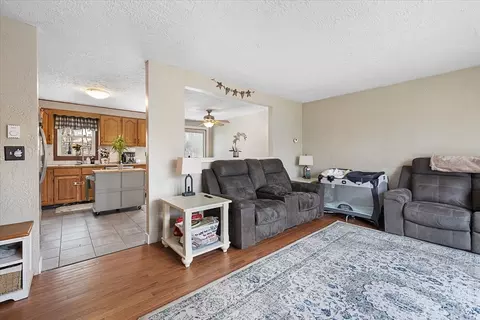 7 Hebert Rd, Spencer, MA 01562 photo 4