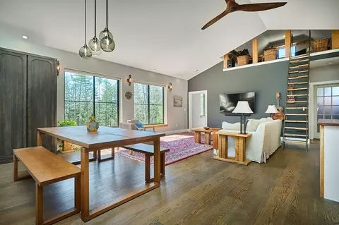 32 Cave Hill Rd, Leverett, MA 01054 photo 3