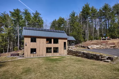 32 Cave Hill Rd, Leverett, MA 01054 photo 2
