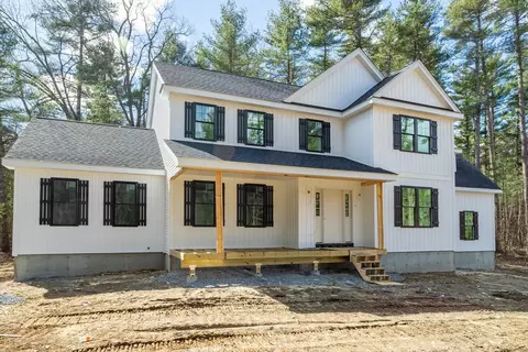 20 Sand Hill Rd, Groton, MA 01450