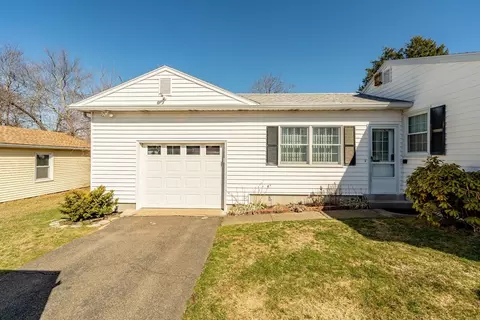 Exterior - 16 Sonia St, Springfield, MA 01119 photo 4 of 11