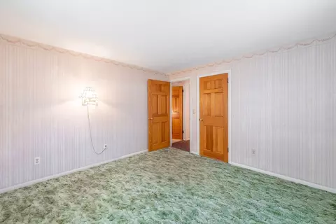 Bedroom - 16 Sonia St, Springfield, MA 01119 photo 3 of 9