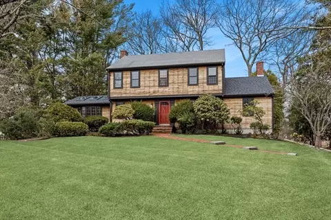 21 Andrews Isle, Hingham, MA 02043