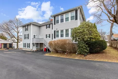 Other - 2 Middle St # -4, Stoneham, MA 02180 photo 6 of 6