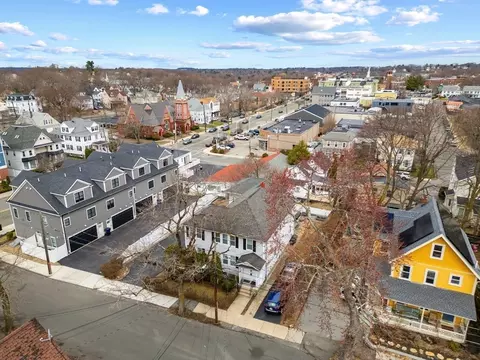 View/Area - 2 Middle St # -4, Stoneham, MA 02180 photo 4 of 6