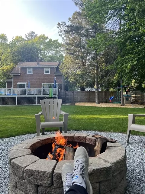 Exterior - 4 Sylvia St, Acton, MA 01720 photo 15 of 16