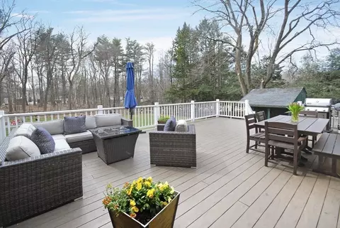 Exterior - 4 Sylvia St, Acton, MA 01720 photo 6 of 16