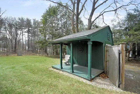 Exterior - 4 Sylvia St, Acton, MA 01720 photo 8 of 16