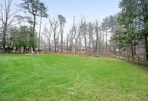 Exterior - 4 Sylvia St, Acton, MA 01720 photo 10 of 16