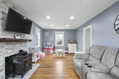 7 Puritan, Bourne, MA 02532 photo 9