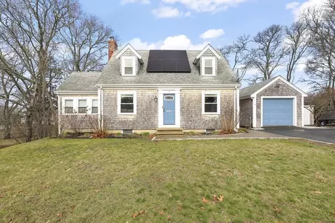 7 Puritan, Bourne, MA 02532 photo 2