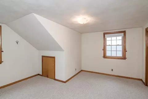 Bedroom - 88 Buffam Rd, Pelham, MA 01002 photo 4 of 7