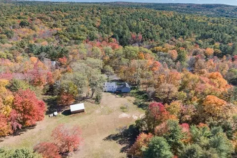 88 Buffam Rd, Pelham, MA 01002