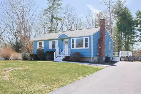 6 Karen Cir, Holliston, MA 01746