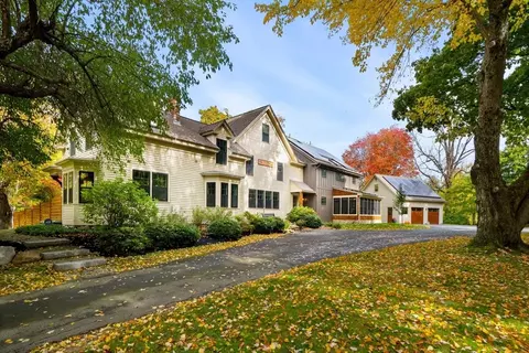 326 S Main St, Andover, MA 01810