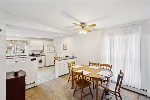 6 Grove St, Danvers, MA 01923 photo 9