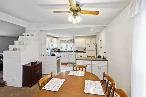 6 Grove St, Danvers, MA 01923 photo 10
