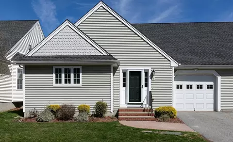 13 Enaya Cir #38, Worcester, MA 01606