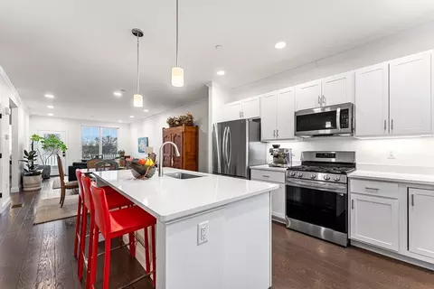 7 E Dexter #39, Woburn, MA 01801