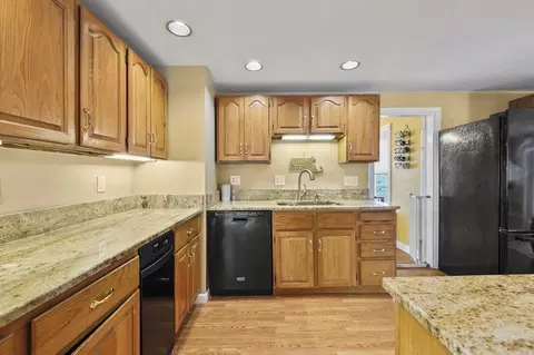 18 Westover Rd, Worcester, MA 01606 photo 13