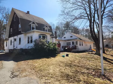 889 Amesbury Rd, Haverhill, MA 01830