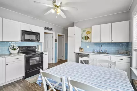 77 Hazel St, Fitchburg, MA 01420
