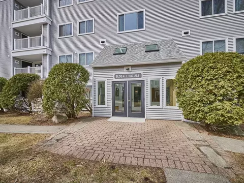 255 North Rd #232, Chelmsford, MA 01824