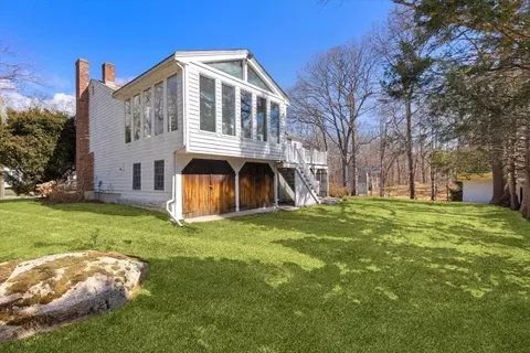 Exterior - 21 Windsor Dr, Hingham, MA 02043 photo 4 of 8