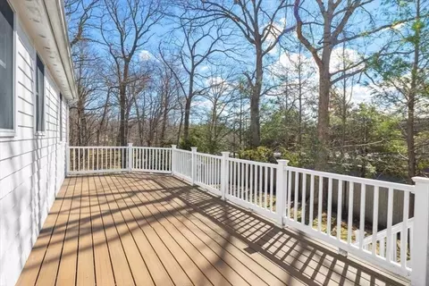Exterior - 21 Windsor Dr, Hingham, MA 02043 photo 3 of 8