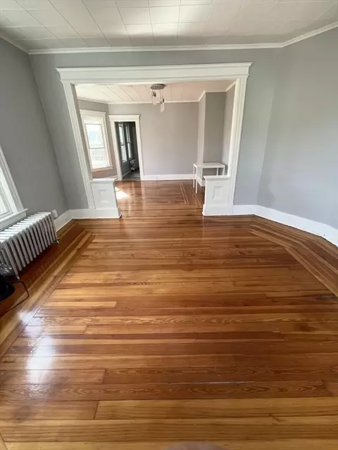 Living - 564 Springfield, Chicopee, MA 01013 photo 1 of 1