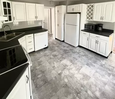 Kitchen - 564 Springfield, Chicopee, MA 01013 photo 1 of 4
