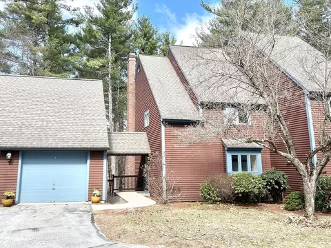 23 Woodridge Ln #23, Westford, MA 01886