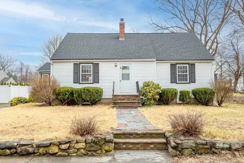 44 Parker St, Billerica, MA 01821