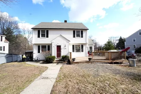 140 May St, Worcester, MA 01602
