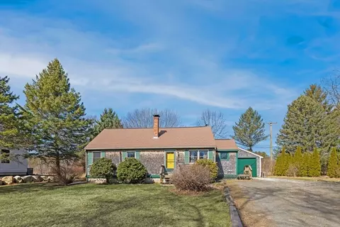 110 Middle Rd, Newbury, MA 01951