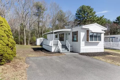 188 Bumila Dr, Raynham, MA 02767