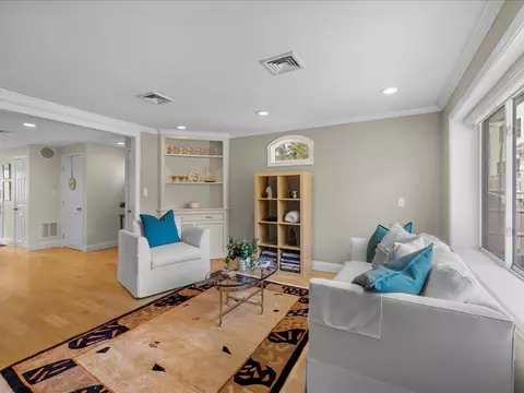 26 Wompatuck Rd, Hingham, MA 02043 photo 4
