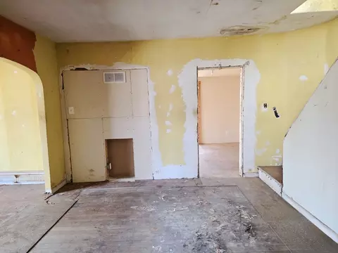 81 Mccarthy Ave, Chicopee, MA 01020 photo 19