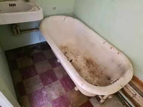 81 Mccarthy Ave, Chicopee, MA 01020 photo 22