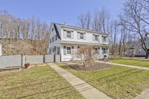 191 Main St, Leeds, MA 01053