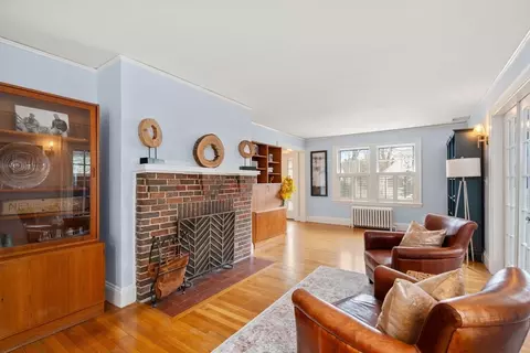81 Prince St, Needham, MA 02492 photo 9