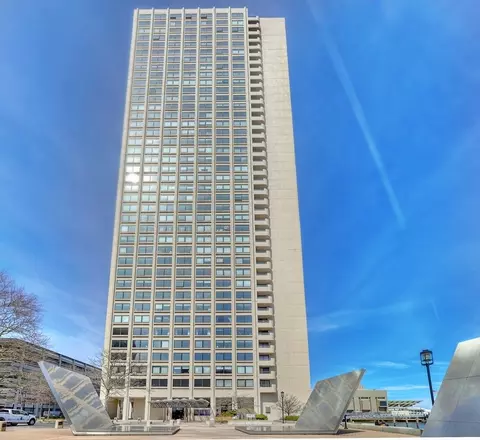 85 E India Row #36G, Boston, MA 02110