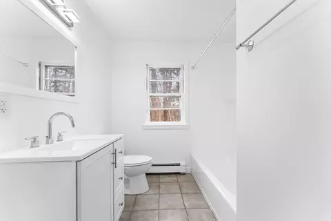 Bath - 115 Prospect St, Acton, MA 01720 photo 1 of 1