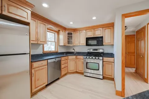 149 Carpenter Rd, Walpole, MA 02081 photo 9